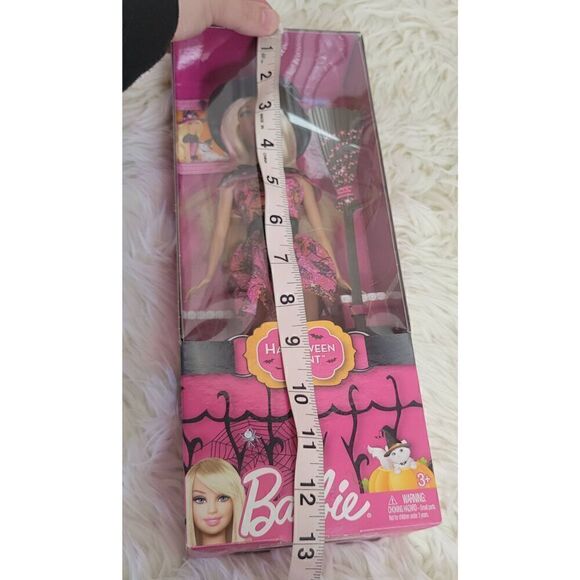 Barbie Halloween Haunt Witch 2012 NEW In Box Sealed Collectible Rare - Picture 7 of 7